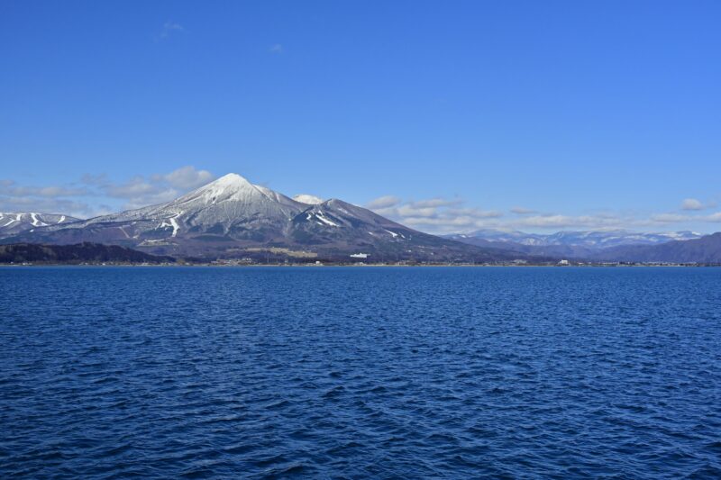 猪苗代湖(Lake Inawashiro)）