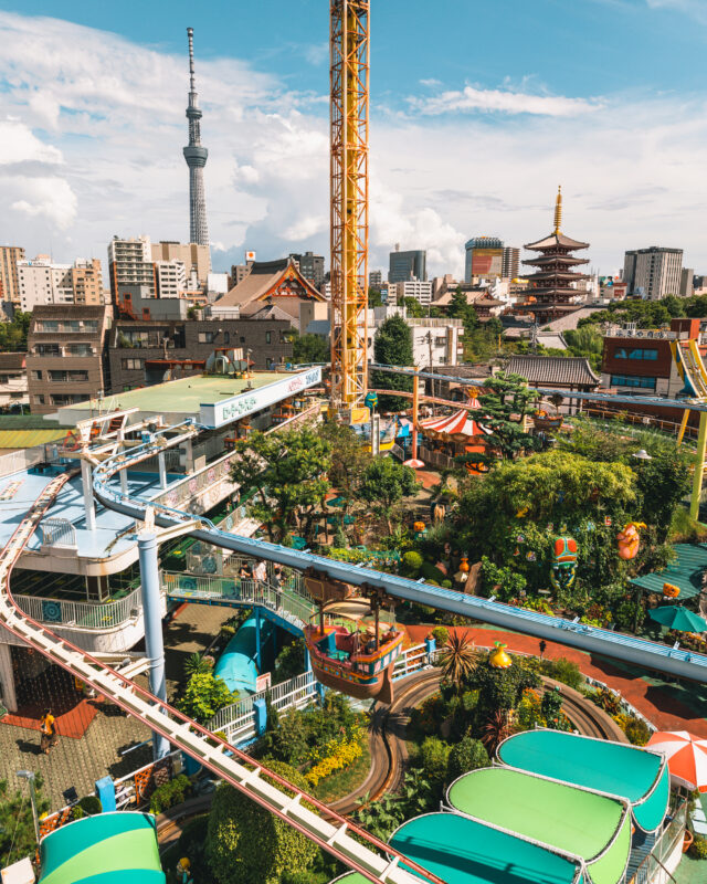 昭和レトロな空間を楽しめる！日本で1番古い遊園地「浅草花やしき」