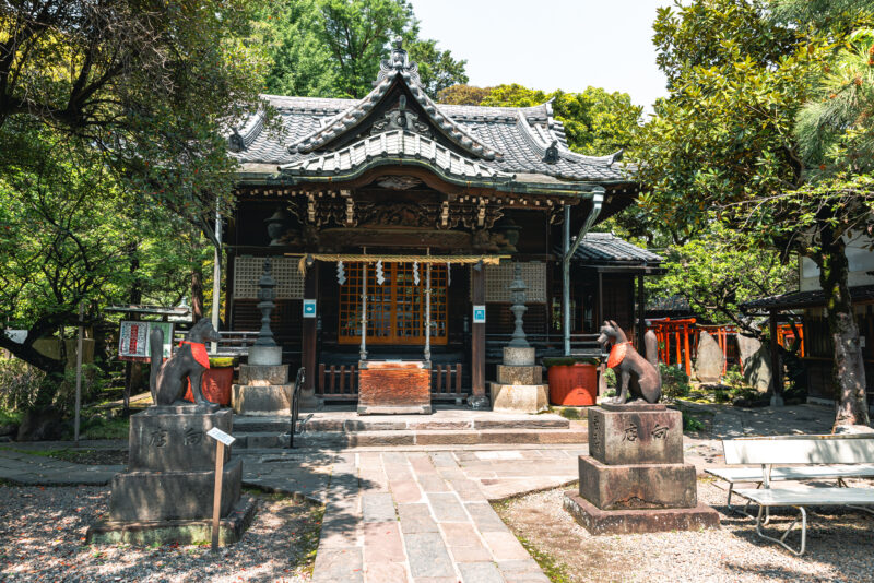 三囲神社（Mimeguri Shrine）