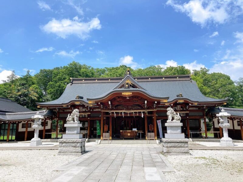 諏訪神社（Suwa-Jinja Shrine）