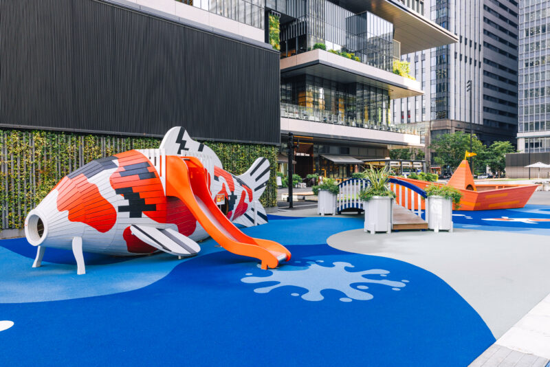 The Latest Photo Spot Near Tokyo Sta. – “TOKYO TORCH Park” With Colorful Playground Equipments Like Artwork