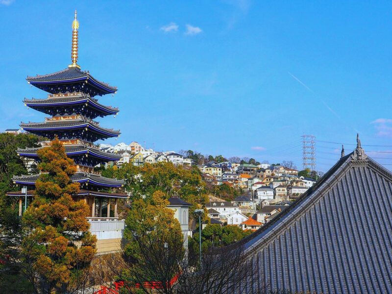 中山寺（Nakayama-dera Temple）