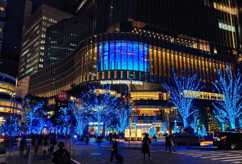 今年もイルミネーションの季節がやってきた！5周年を迎え、より色彩豊かで華やかに開催「東京ミッドタウン日比谷 ”HIBIYA Magic Time Illumination 2023”」