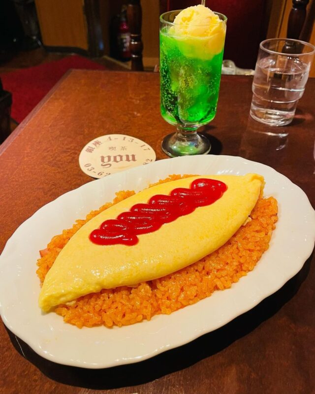 Enjoy delicious, jiggly omurice at this retro cafe restaurant in Higashi-Ginza, Tokyo: YOU